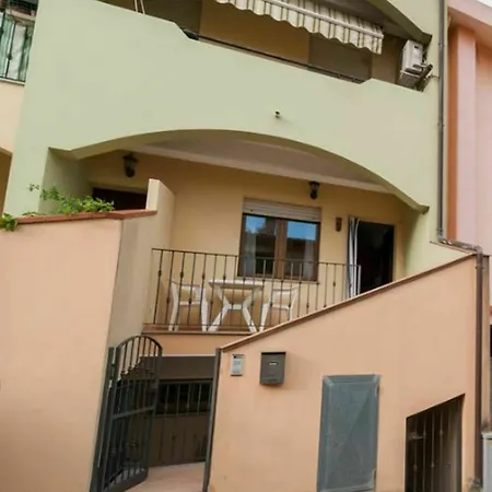 With 2 Bedrooms In Muravera, With Furnished Balcony - 2 Km F * Muravera